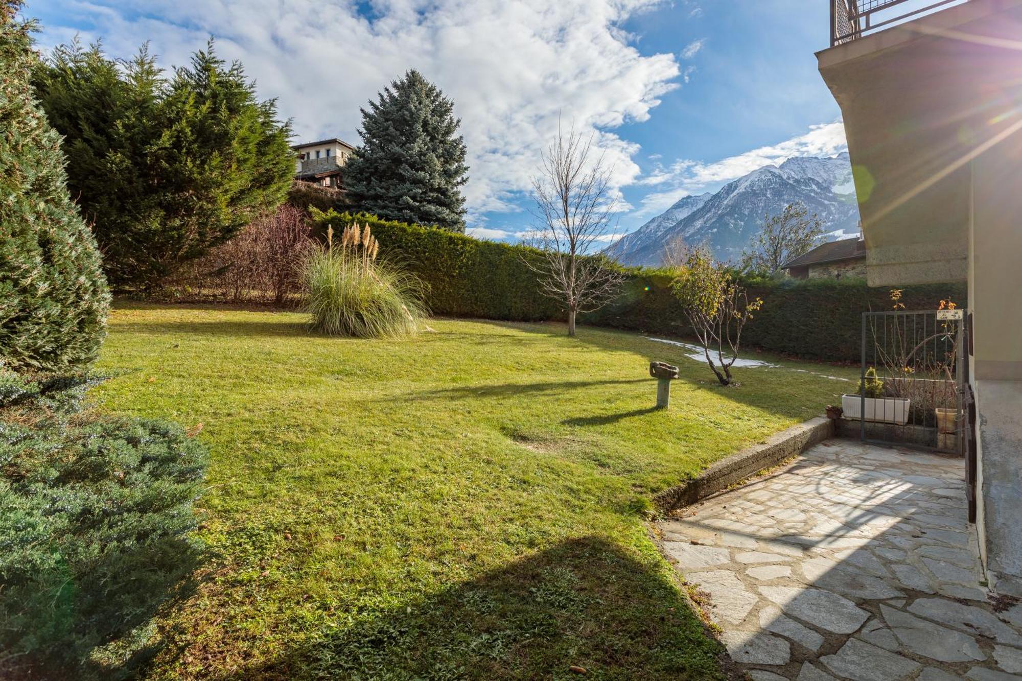 Lo Mitcho De Pouisse Apartment Aosta Exterior photo